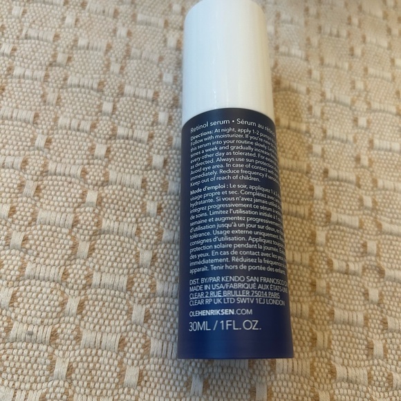 Ole Henriksen Double Rewind Pro-Grade Retinol Serum - Blue - Picture 3 of 3